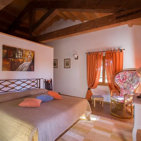 La Casa Di Campagna Guest house 3*